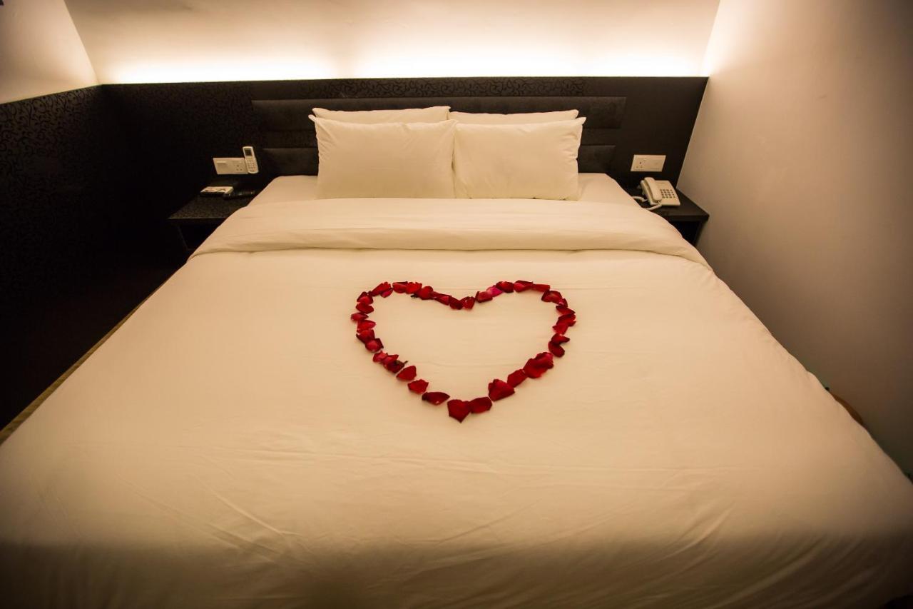 Rs Boutique Hotel Kluang Exteriör bild