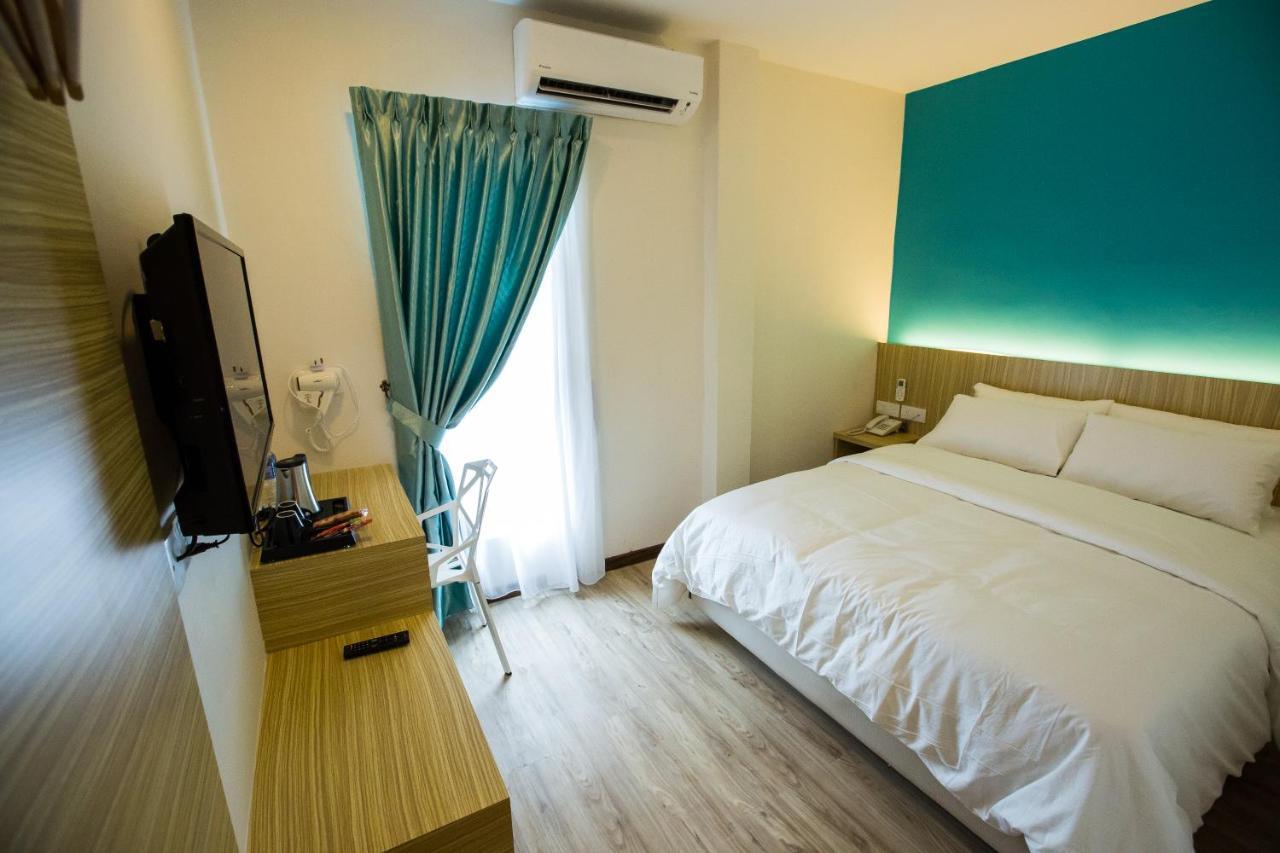 Rs Boutique Hotel Kluang Exteriör bild