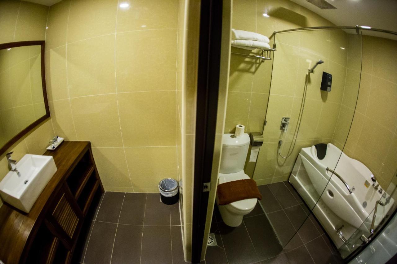 Rs Boutique Hotel Kluang Exteriör bild