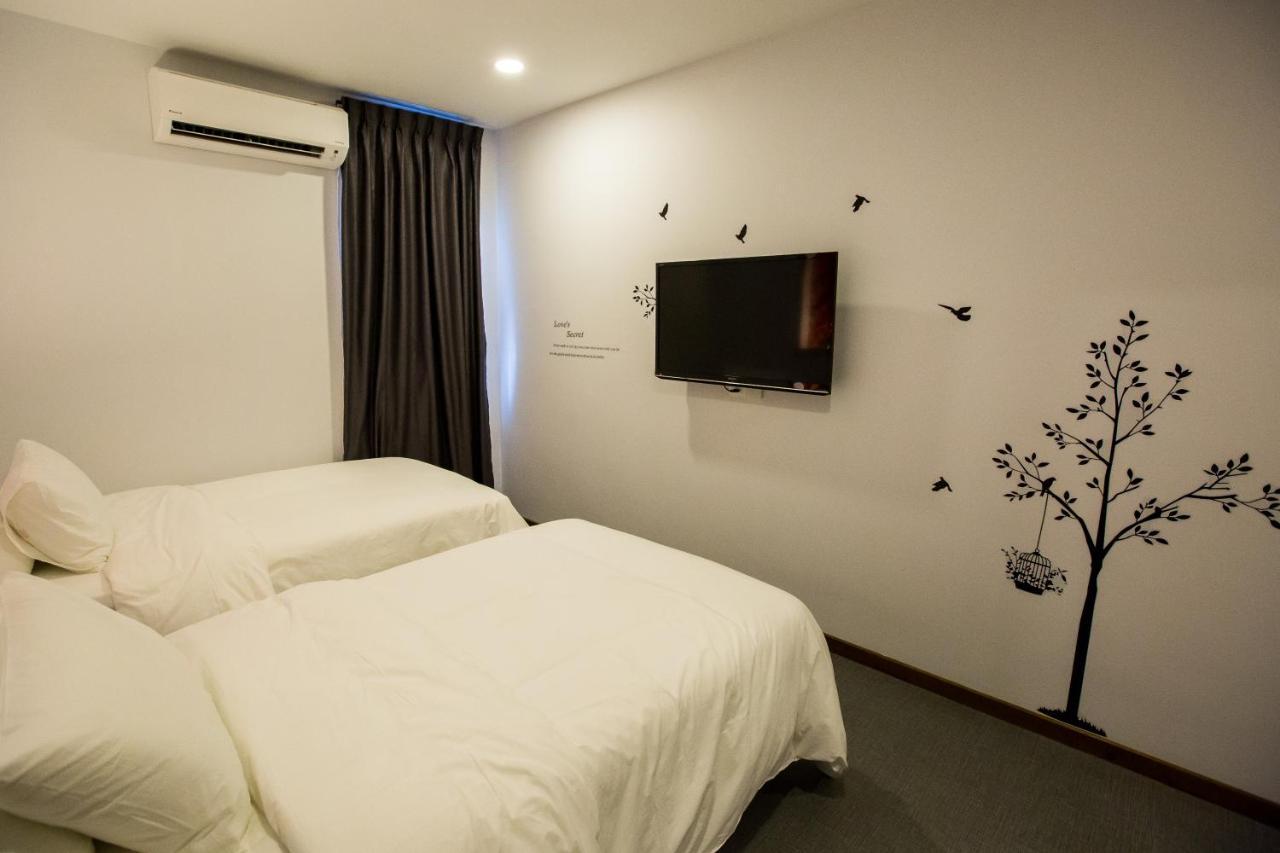 Rs Boutique Hotel Kluang Exteriör bild