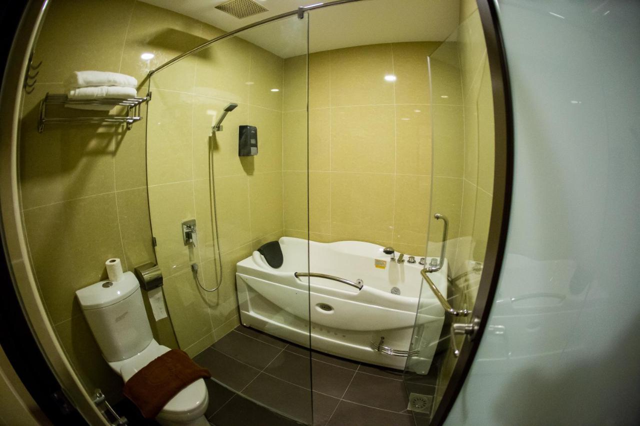 Rs Boutique Hotel Kluang Exteriör bild