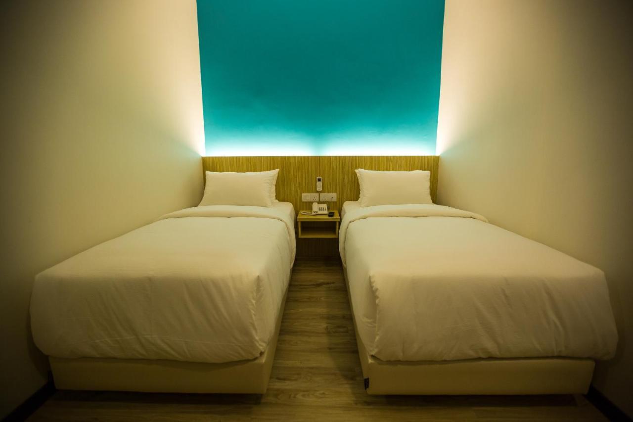 Rs Boutique Hotel Kluang Exteriör bild