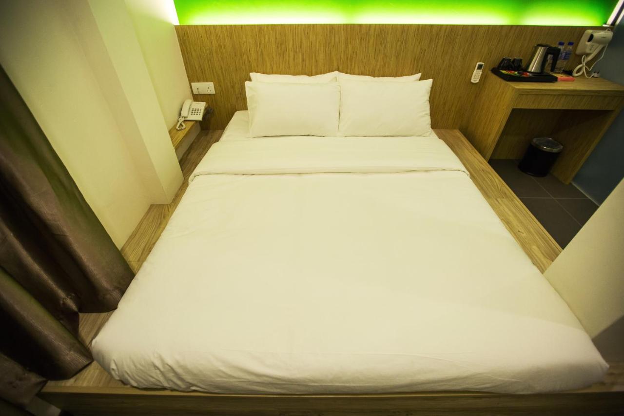 Rs Boutique Hotel Kluang Exteriör bild